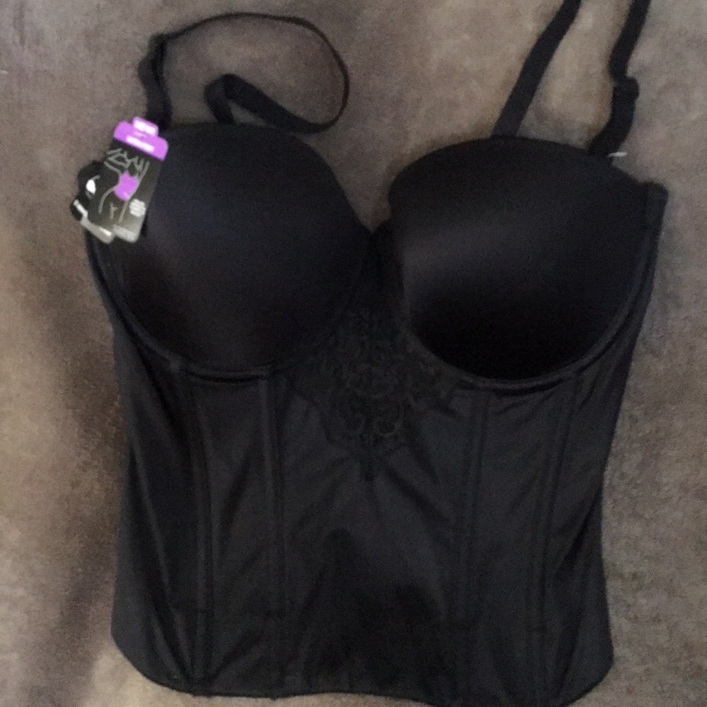 NWT black corset shape wear 36D. Maidenform